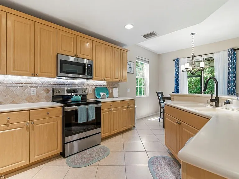 10040 Valiant Ct #101 — Photo 10