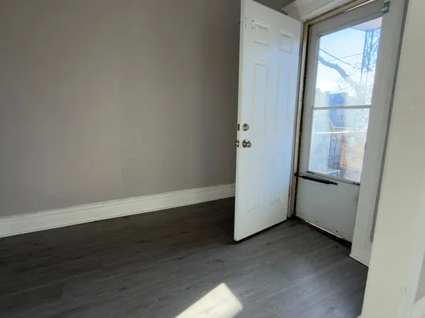 268 Dwight Street image 5 of 8