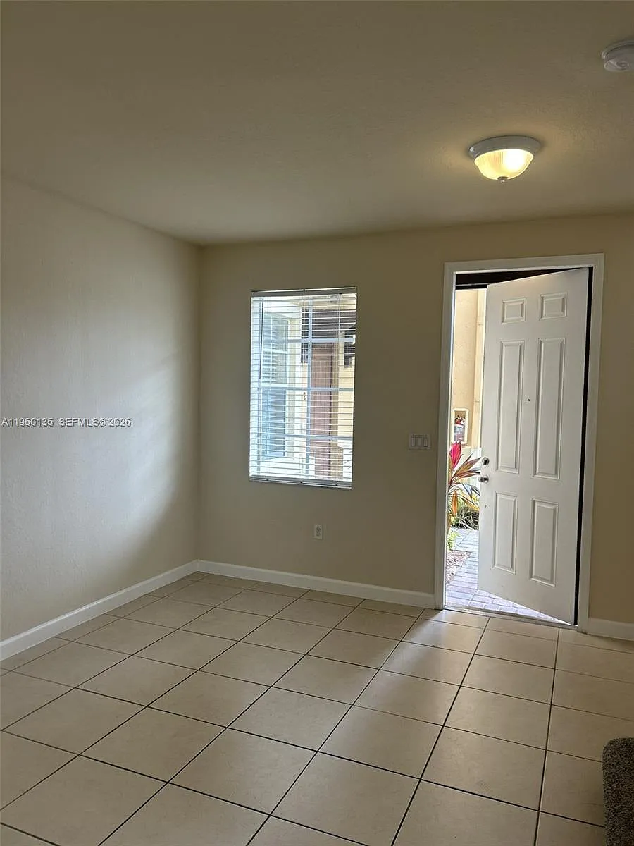 Building Photo - 9021 SW 227th St #7