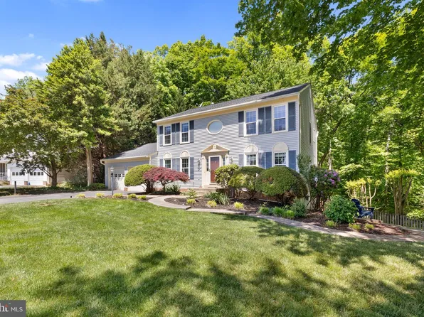 15030 Knickerbocker Dr, Woodbridge, VA 22193