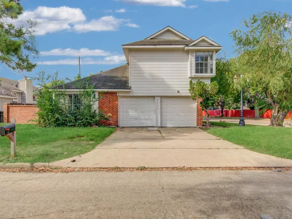 9302 Corner Oaks Ln, Houston, TX 77036