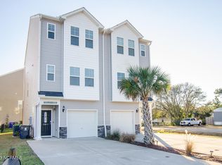 719 Glenn Ave #1, Carolina Beach, NC 28428
