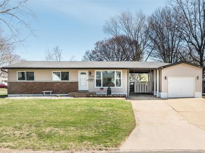 1135 Manresa Ln, Florissant, MO, 63031