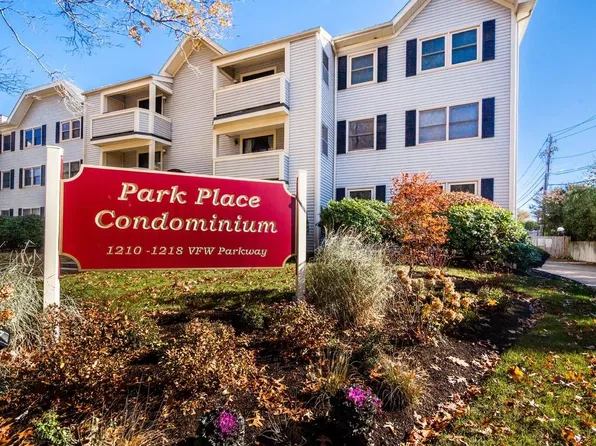1218 Vfw Pkwy APT 50, West Roxbury, MA 02132