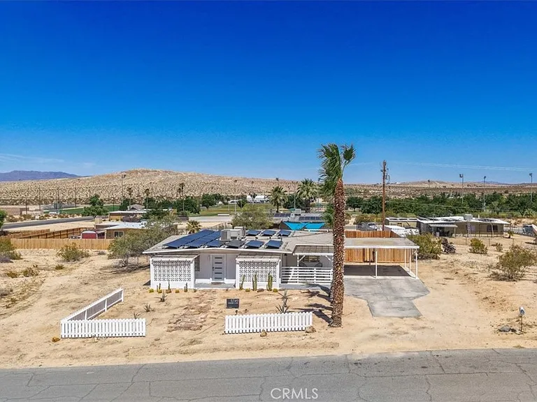 5749 Halsey Ave — Photo 44
