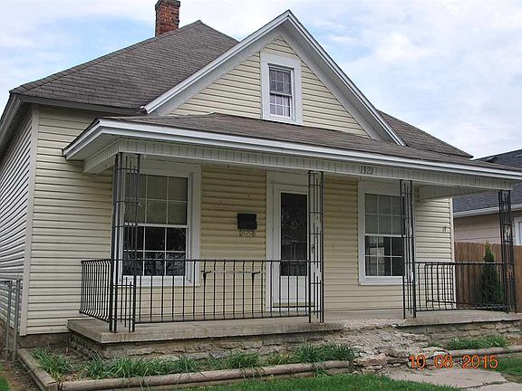 2nd image of 1321 Boyer St