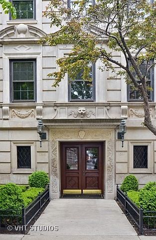 1st image of 1366 N Dearborn Pkwy #7C