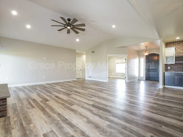 31816 County Road 16 — Photo 2