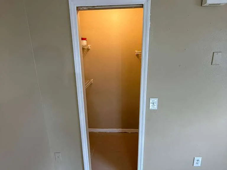 709 Orchid Dr #B — Photo 10