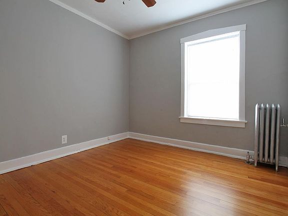 3rd image of 125 N Humphrey Ave APT 1S