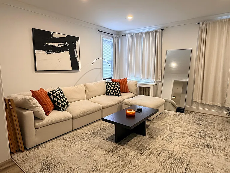 10 Nosband Ave #1A — Photo 7