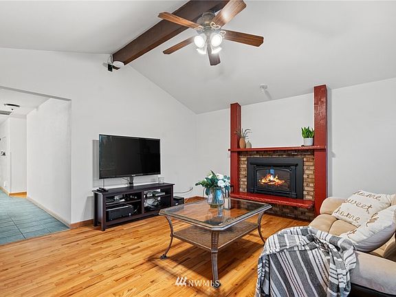 5th image of 9854 NE 139th St
