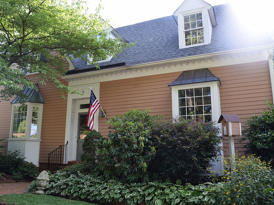 1st image of 14 Brookgreen Pl
