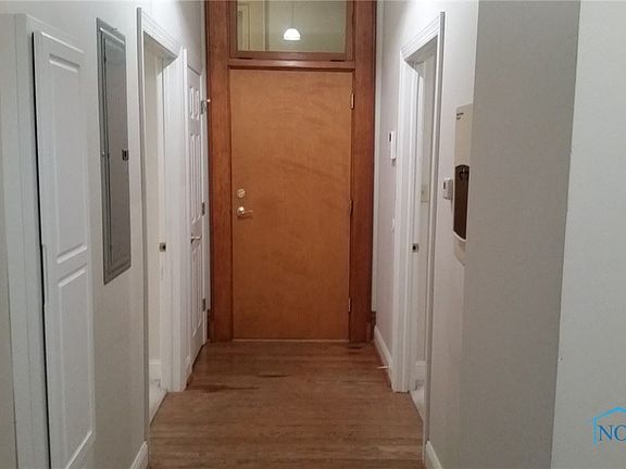 2nd image of 321 S Main St #204-204-20
