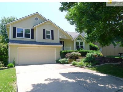 15749 Horton St, Overland Park, KS, 66223