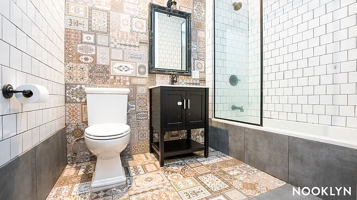 Rented by Nooklyn NYC LLC | media 43