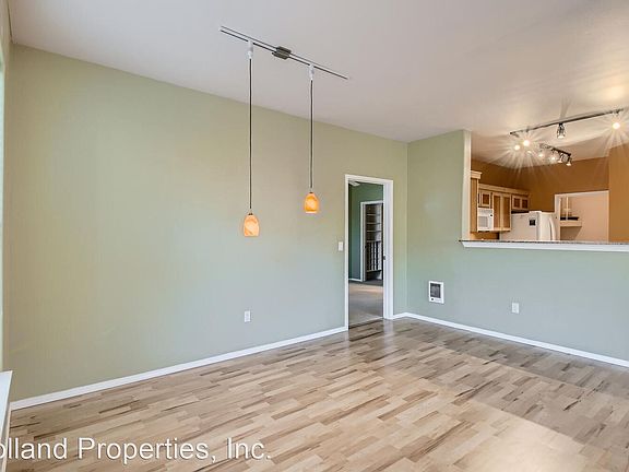 3rd image of 1210 NE 63rd Way Unit 909