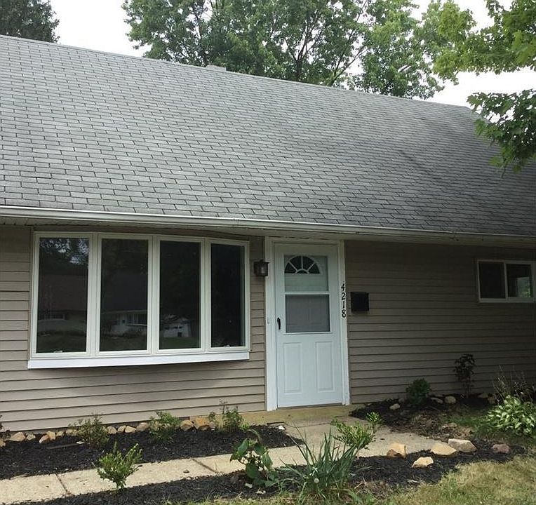 4218 Woodmere Welcomes You!