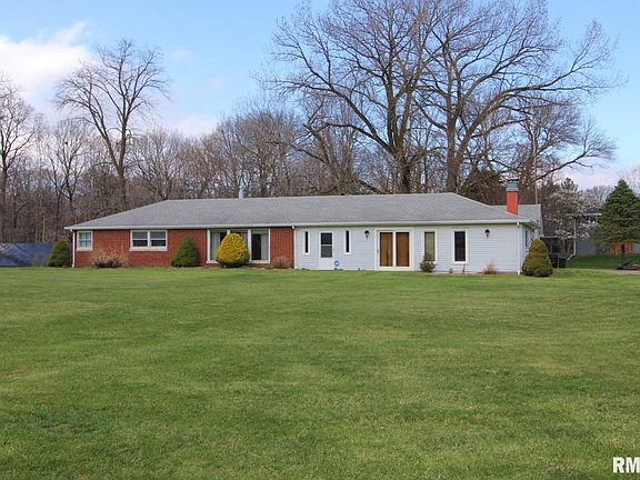 2nd image of 927 W Oakview Dr