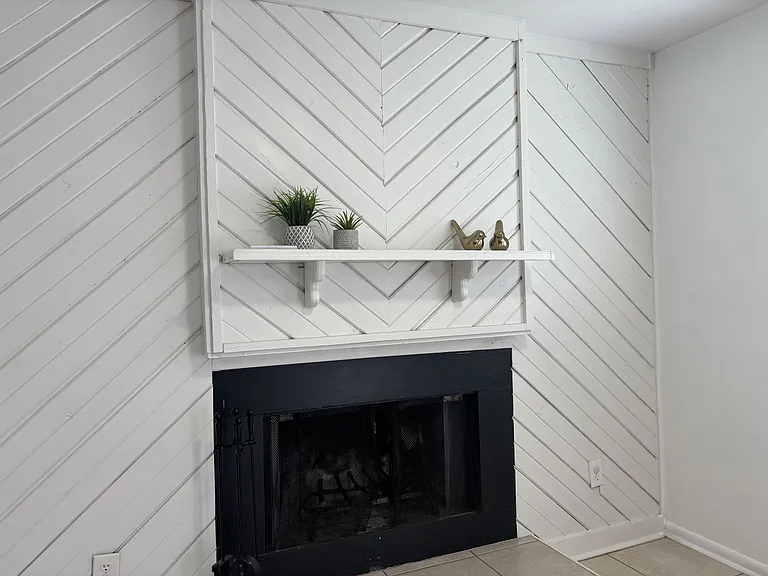 Wood burning fireplace for cozy dining!