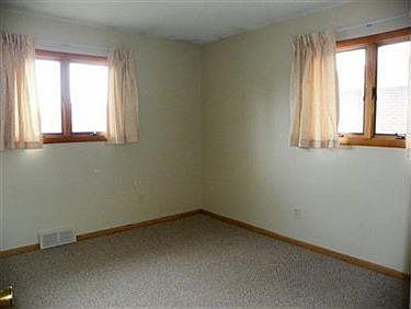 5th image of 15362 Meigs Blvd
