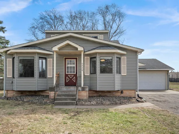 6240 W Broadway Ave, Brooklyn Park, MN 55428