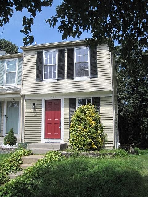 1st image of 1328 E Spring Meadow Ct