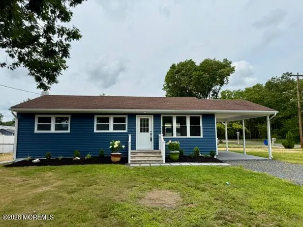 28 Gem Avenue, Toms River, NJ 08755