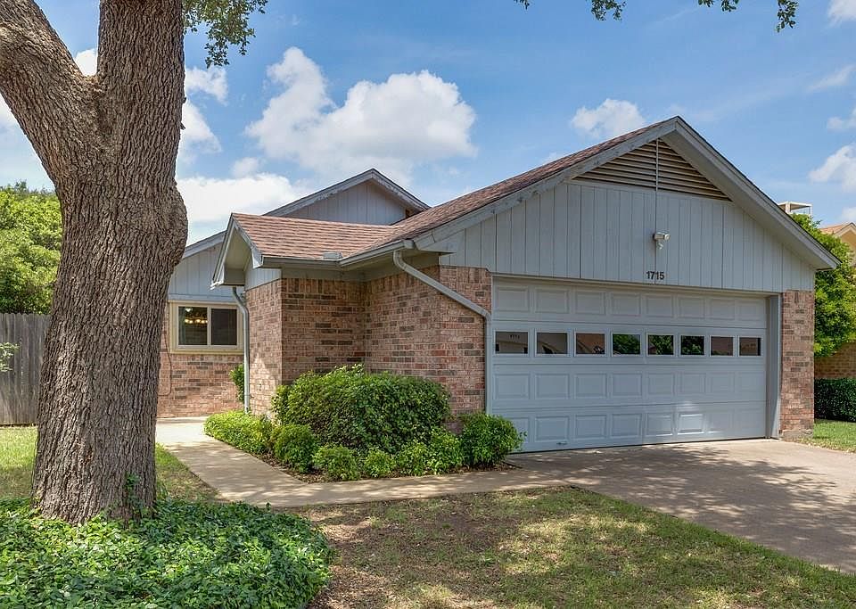 1st image of 1715 Mimosa Ln