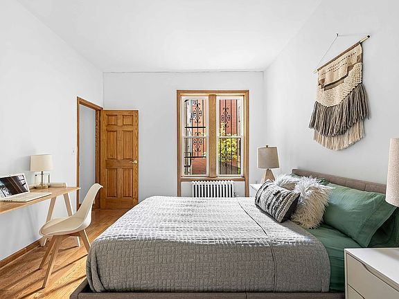 5th image of 92 Prospect Park W APT 1D