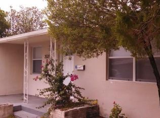 2527 Wiley St, Hollywood, FL 33020