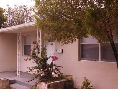2527 Wiley St, Hollywood, FL, 33020