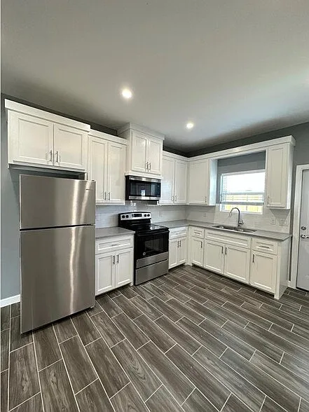 3104 W Driftwood St, Unit 2 — Photo 3