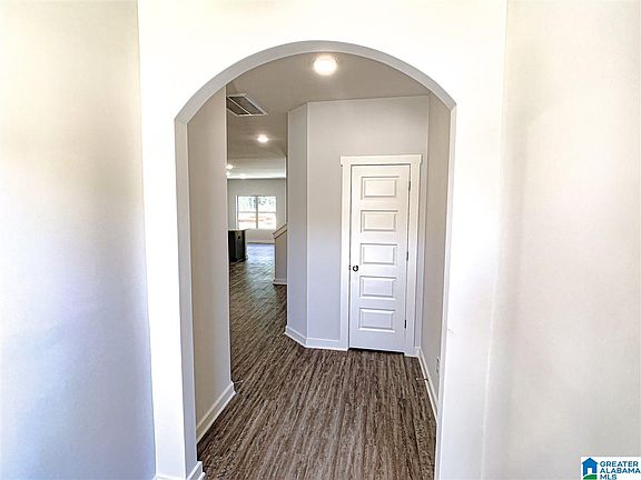 2nd image of 164 The Heights Dr