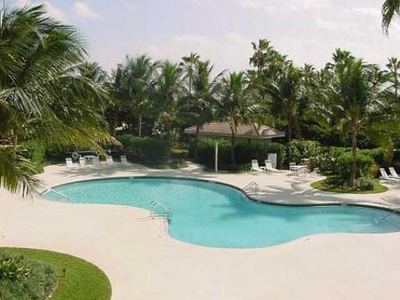 2nd image of 5051 N A1a APT 8-6