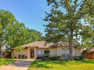 1265 Leanne Ct, Kennedale, TX 76060