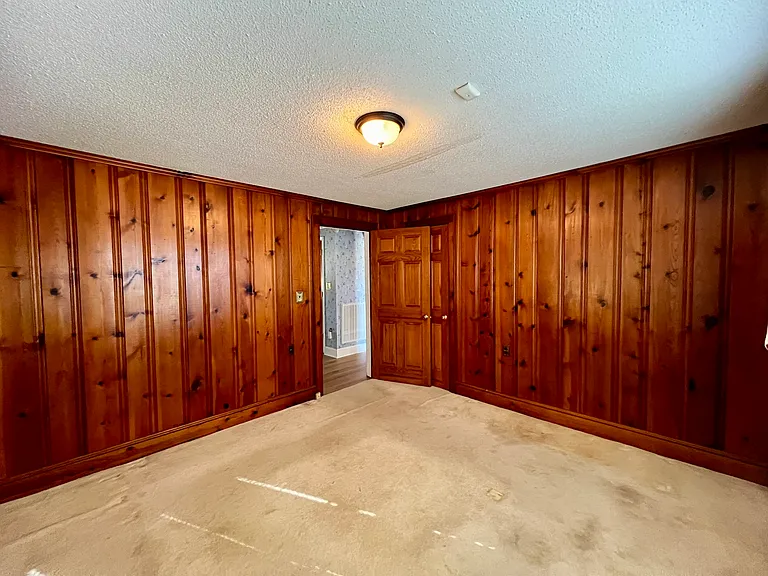 9532 Harwood Ln — Photo 13