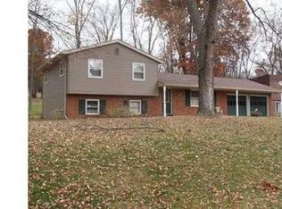 1824 Pine Rd, Heath, OH 43056