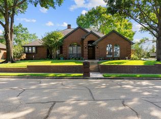2200 Pine Thicket Ln, Bedford, TX 76021