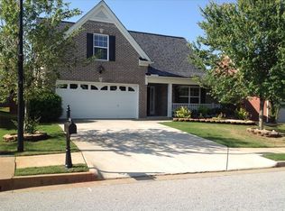 1170 Laurelwood Ln, Lawrenceville, GA 30045