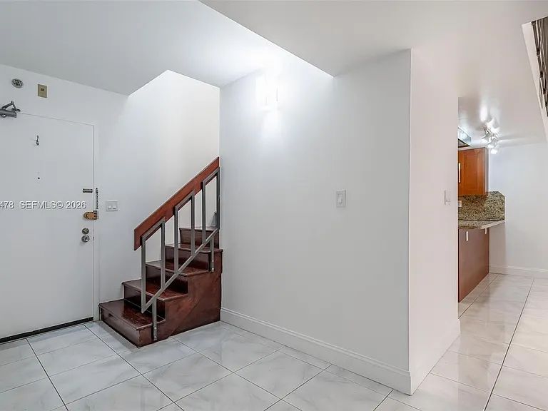 20347 W Country Club Dr #Townhouse 15 — Photo 6