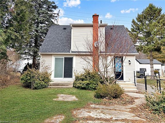 4th image of 266 Grove St