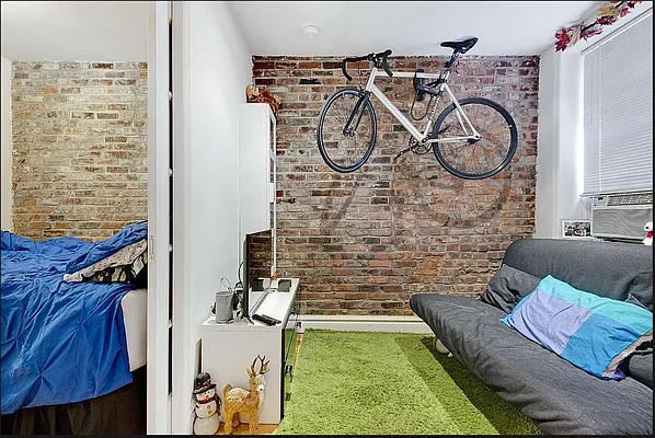 Rented by REAL New York | media 7