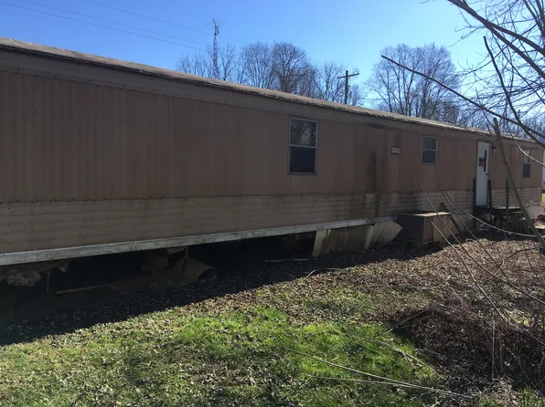 4301 Leesville Rd, Bedford, IN 47421