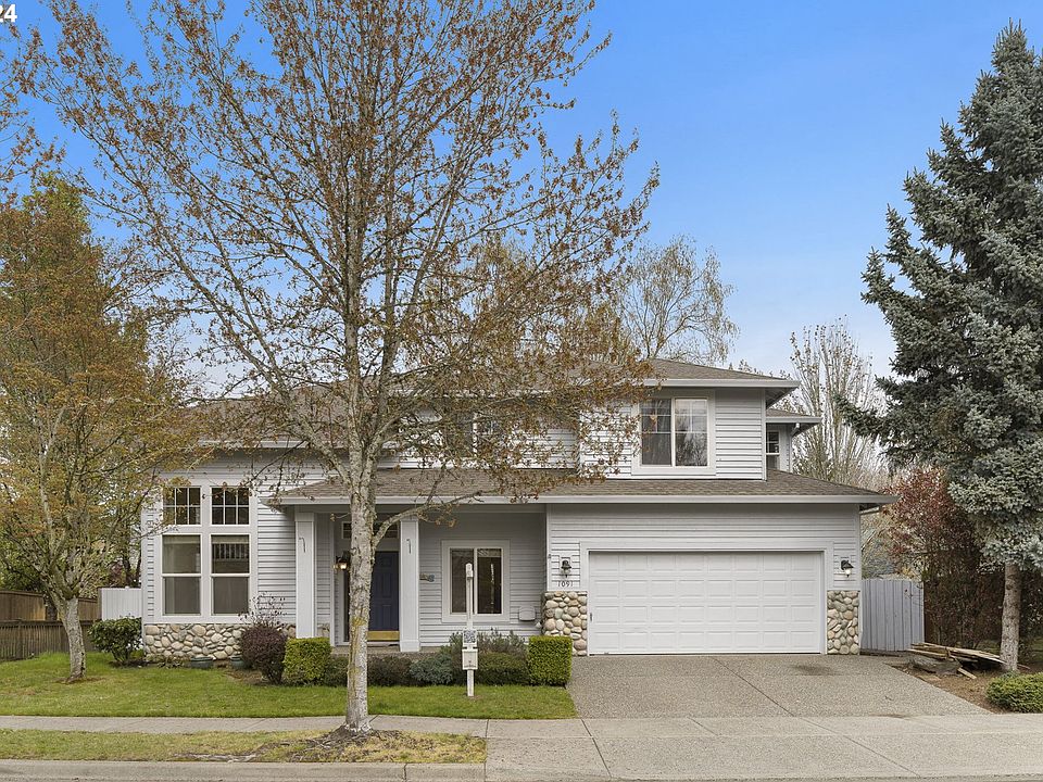1st image of 1091 NE Creeksedge Dr
