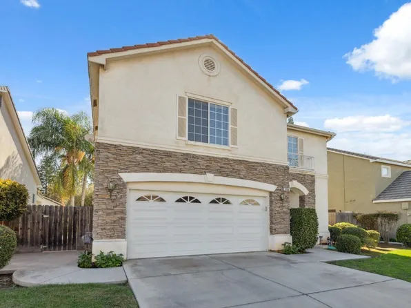 3765 W Della Ln, Fresno, CA 93711