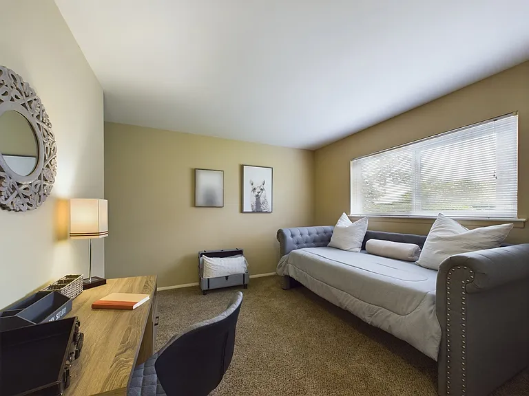 Renaissance at Carol Stream — Photo 20