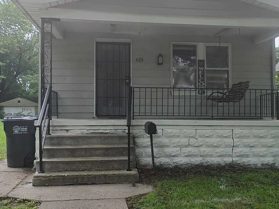 615 Prouty Ave