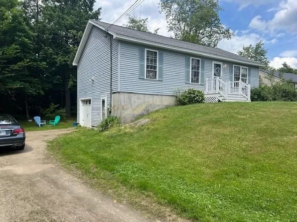 17 Winwood Drive, Barnstead, NH 03225