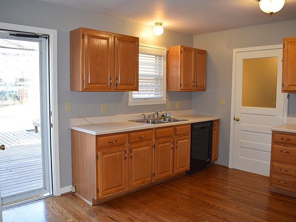 Old Kitchen (2017)